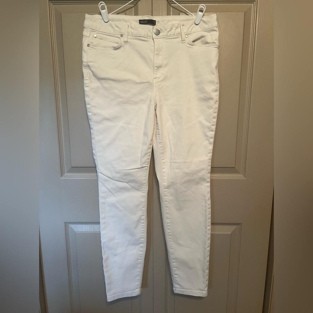 Simply Vera Vera Wang White Skinny Jeans